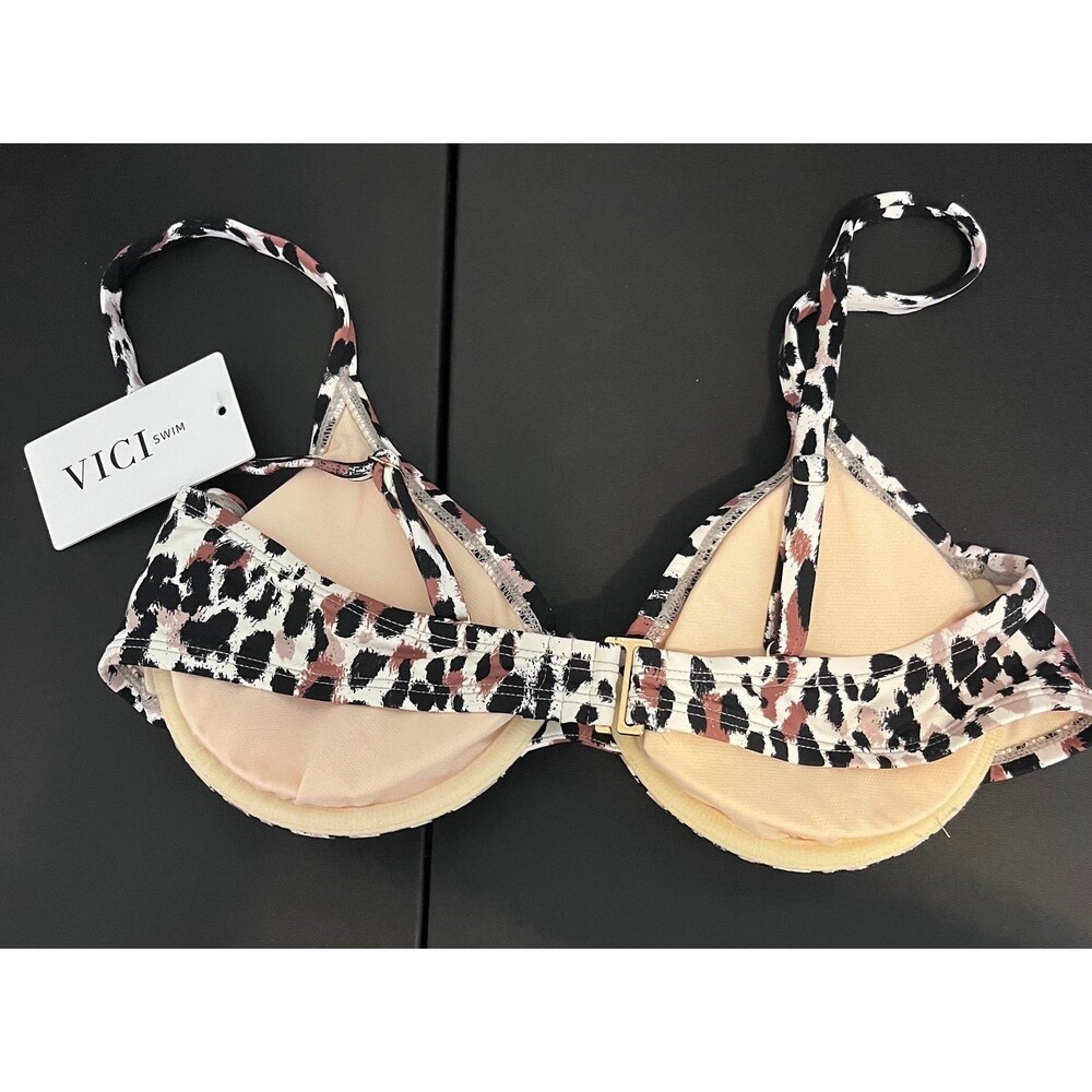 Vici Swim Leopard print Bikini Top Size Large - Picture 2 of 4